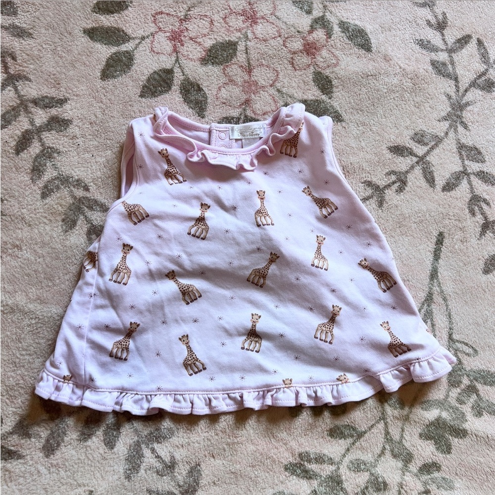 Kissy Kissy Sophie La Girafe Adorable Giraffe Print Baby shirt